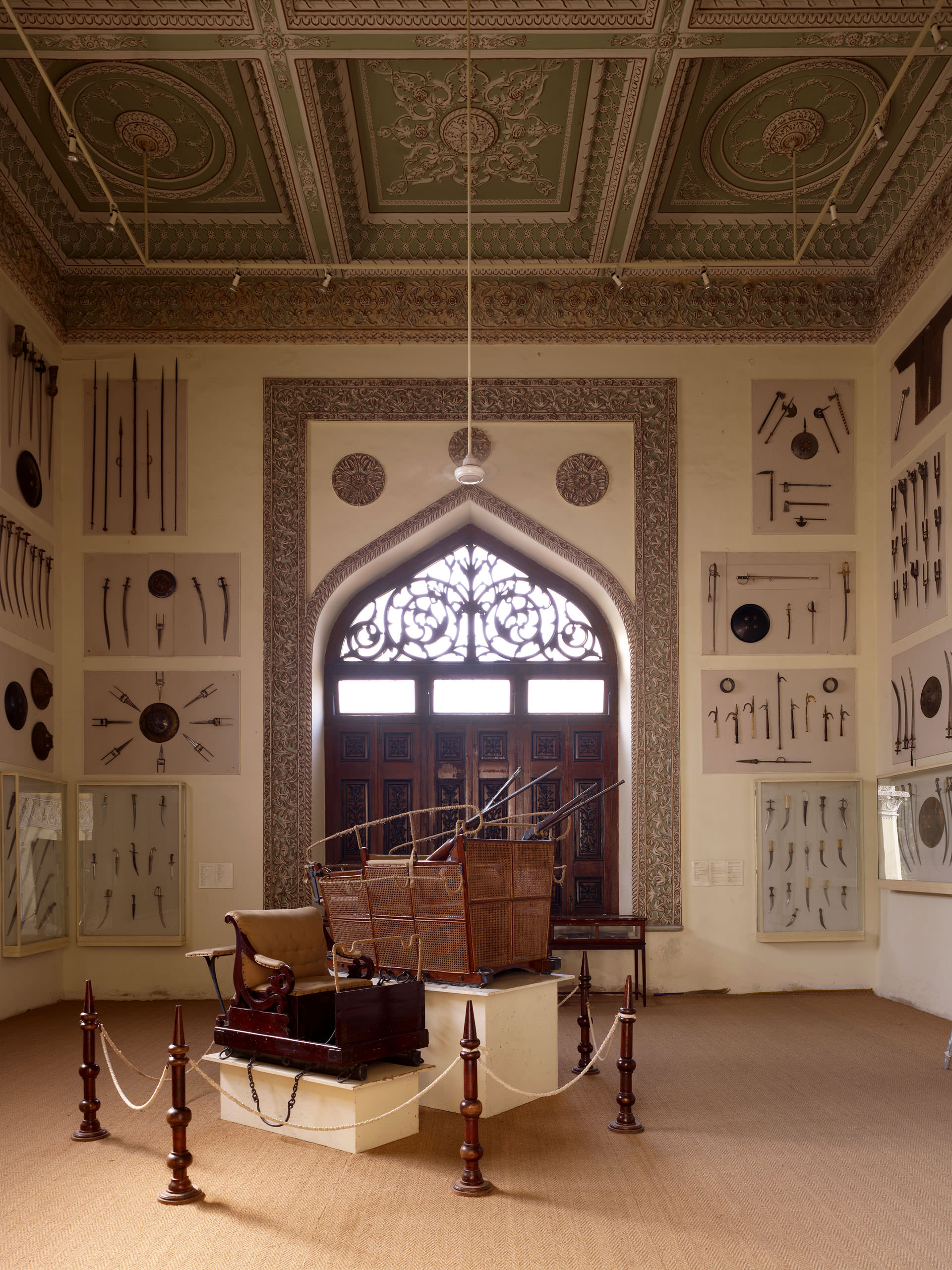 E11318 AP45 026391 j2560